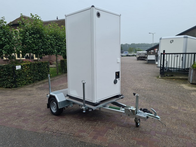 Toiletunit op afvoer rechtsvoor